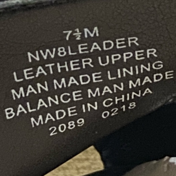 Black Nine West leather heels - Picture 5 of 7